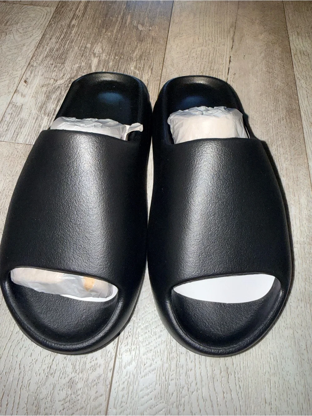 Title: YZY YS-01 Black Slide Sandals Size 9 New
